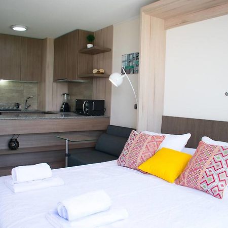 Lotus Blanc Studio- W/ Mountain View, Pool And Gym Santiago del Cile Esterno foto
